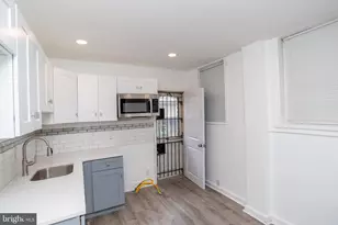 2465 N Garnet St, Philadelphia, PA 19132 - Photo 18