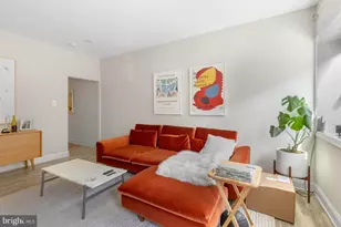 752 S 9th St, Philadelphia, PA 19147 - Photo 2
