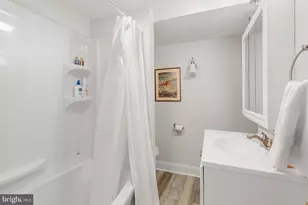 752 S 9th St, Philadelphia, PA 19147 - Photo 16