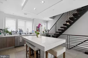 432 Gaskill St, Philadelphia, PA 19147 - Photo 6