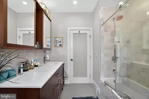 432 Gaskill St, Philadelphia, PA 19147 - Photo 24