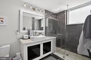 432 Gaskill St, Philadelphia, PA 19147 - Photo 22