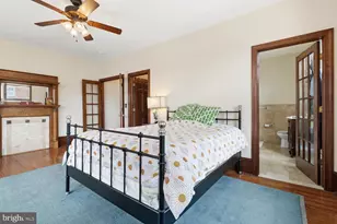 328 N 39th St, Philadelphia, PA 19104 - Photo 16