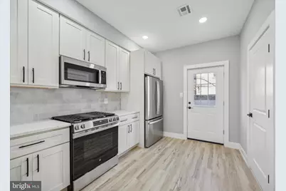 451 Fitzgerald Street, Philadelphia, PA 19148 - Photo 10