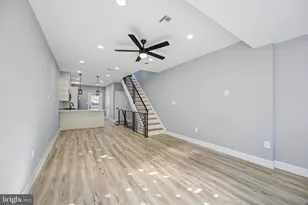 451 Fitzgerald St, Philadelphia, PA 19148 - Photo 2