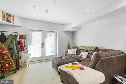 919 N 15th Street #1R, Philadelphia, PA 19130 - Photo 4