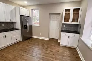 5627 Cedar Ave, Philadelphia, PA 19143 - Photo 6