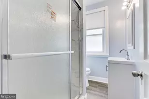 1633 Wakeling St, Philadelphia, PA 19124 - Photo 12