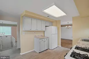 10113 Galahad Rd, Philadelphia, PA 19116 - Photo 18