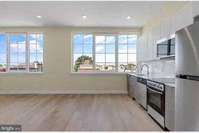 1701 S 4th Street #402, Philadelphia, PA 19148 - Photo 4