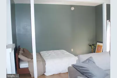 2043 Green Street #2F, Philadelphia, PA 19130 - Photo 6