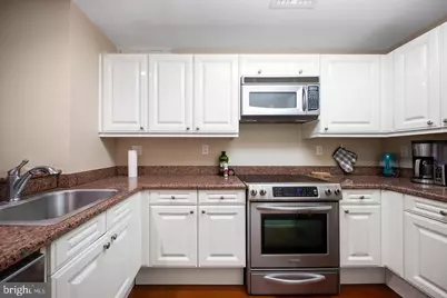 1500 Chestnut Street #13E, Philadelphia, PA 19102 - Photo 2