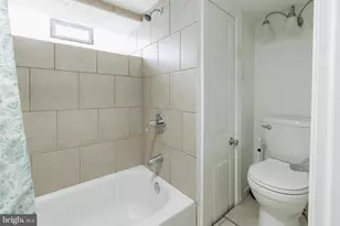 1702 S 11th St, Philadelphia, PA 19148 - Photo 40