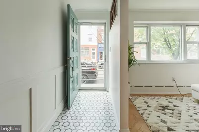 1702 S 11th Street, Philadelphia, PA 19148 - Photo 4