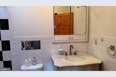 326 W Nedro Avenue, Philadelphia, PA 19120 - Photo 16