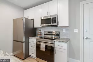139 N 23rd St, Philadelphia, PA 19103 - Photo 4