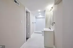 1038-1036 E Mount Pleasant Ave, Philadelphia, PA 19150 - Photo 26