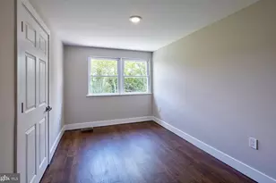 1038-1036 E Mount Pleasant Ave, Philadelphia, PA 19150 - Photo 10