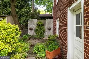 607 W Cliveden St, Philadelphia, PA 19119 - Photo 46