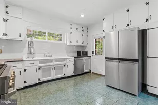 607 W Cliveden St, Philadelphia, PA 19119 - Photo 18