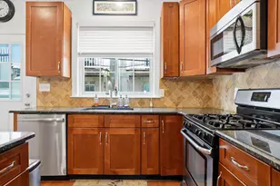 1020 S Cleveland St, Philadelphia, PA 19146 - Photo 8