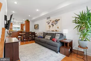 1020 S Cleveland St, Philadelphia, PA 19146 - Photo 2
