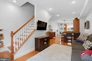 1020 S Cleveland St, Philadelphia, PA 19146 - Photo 4