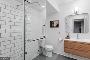 7812 Ardleigh St, Philadelphia, PA 19118 - Photo 40