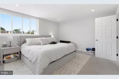 819 Bergen Street, Philadelphia, PA 19111 - Photo 26