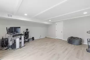 819 Bergen St, Philadelphia, PA 19111 - Photo 14