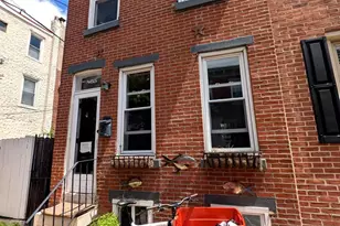 865 N Bambrey St, Philadelphia, PA 19130 - Photo 2