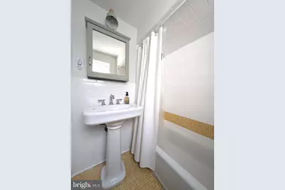 865 N Bambrey Street, Philadelphia, PA 19130 - Photo 28
