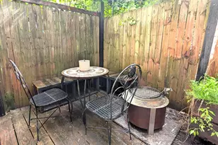 865 N Bambrey St, Philadelphia, PA 19130 - Photo 34
