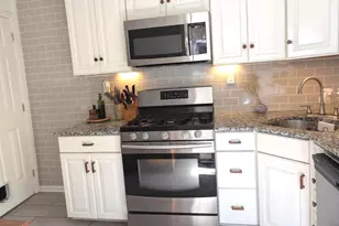 865 N Bambrey St, Philadelphia, PA 19130 - Photo 18