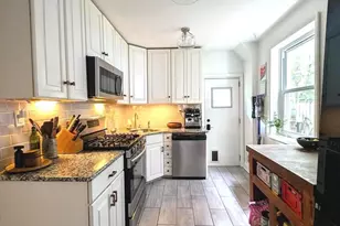 865 N Bambrey St, Philadelphia, PA 19130 - Photo 14