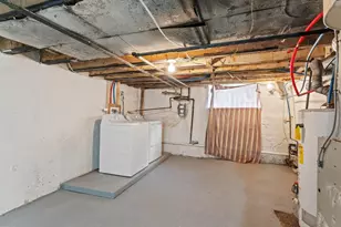 2040 Norwood St, Philadelphia, PA 19145 - Photo 24