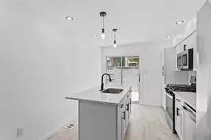 2040 Norwood St, Philadelphia, PA 19145 - Photo 20