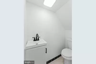 2040 Norwood Street, Philadelphia, PA 19145 - Photo 8