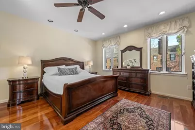 303 Spruce Street, Philadelphia, PA 19106 - Photo 12