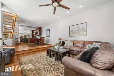 303 Spruce Street, Philadelphia, PA 19106 - Photo 6