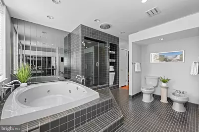 303 Spruce Street, Philadelphia, PA 19106 - Photo 14