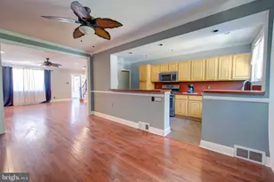 6330 Everett Ave, Philadelphia, PA 19149 - Photo 8