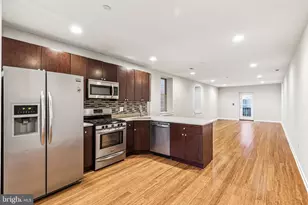 1418 Christian St, Philadelphia, PA 19146 - Photo 2
