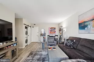 135 S 19th St, Philadelphia, PA 19103 - Photo 2