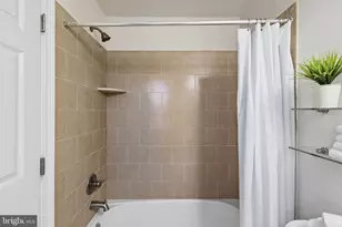 203 Surgeon Generals Ct, Philadelphia, PA 19146 - Photo 28
