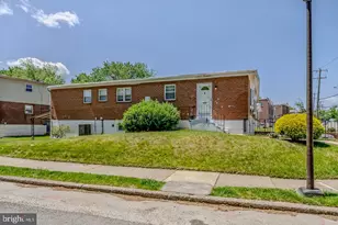 416 Tomlinson Rd, Philadelphia, PA 19116 - Photo 2