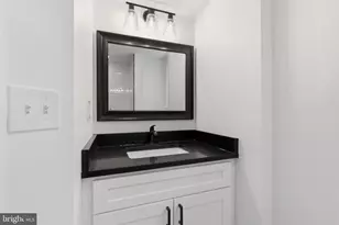 320 Wharton St, Philadelphia, PA 19147 - Photo 20