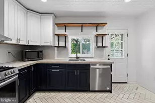 1220 Titan St, Philadelphia, PA 19147 - Photo 10