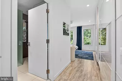608 S 16th Street, Philadelphia, PA 19146 - Photo 30