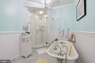7825 Calvert St, Philadelphia, PA 19152 - Photo 28